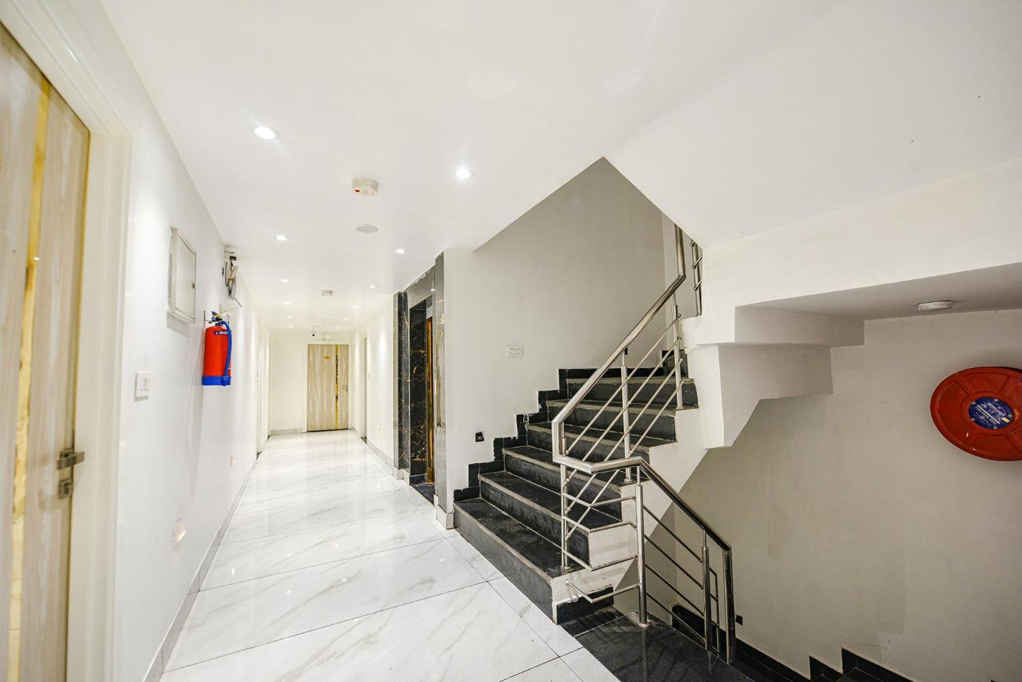 Fabhotel Luxury Inn Near Adarsh Nagar Metro Dillí Exteriér fotografie